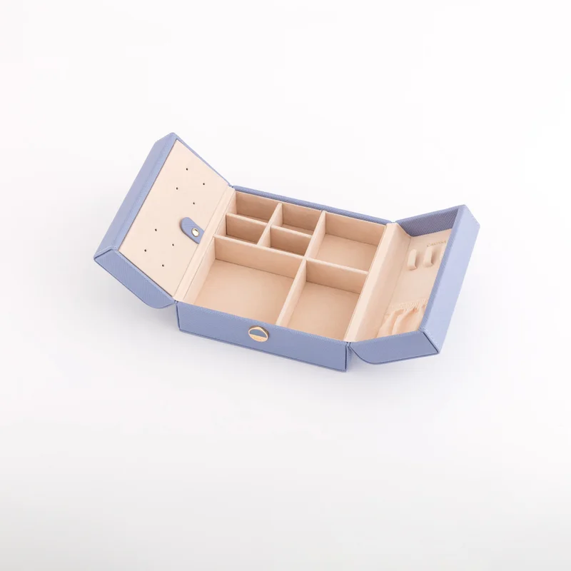 كاربيزا علبة مجوهرات جيورجيا